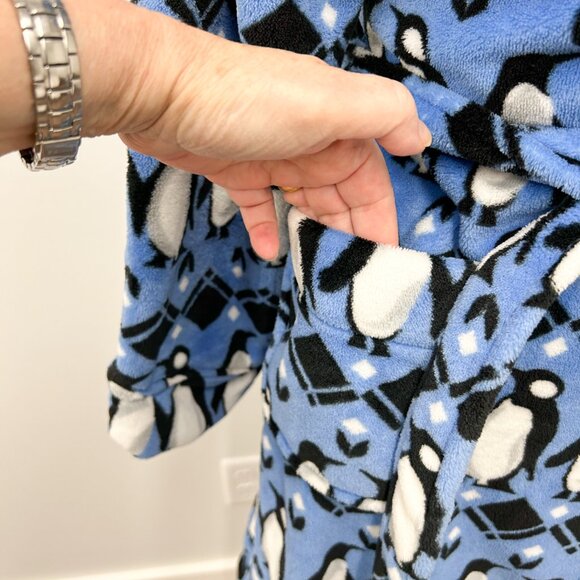 Vera Bradley Robe, Blue Robe, Women's Size S/M, Penguin Robe, Fleece Robe, - Picture 4 of 7